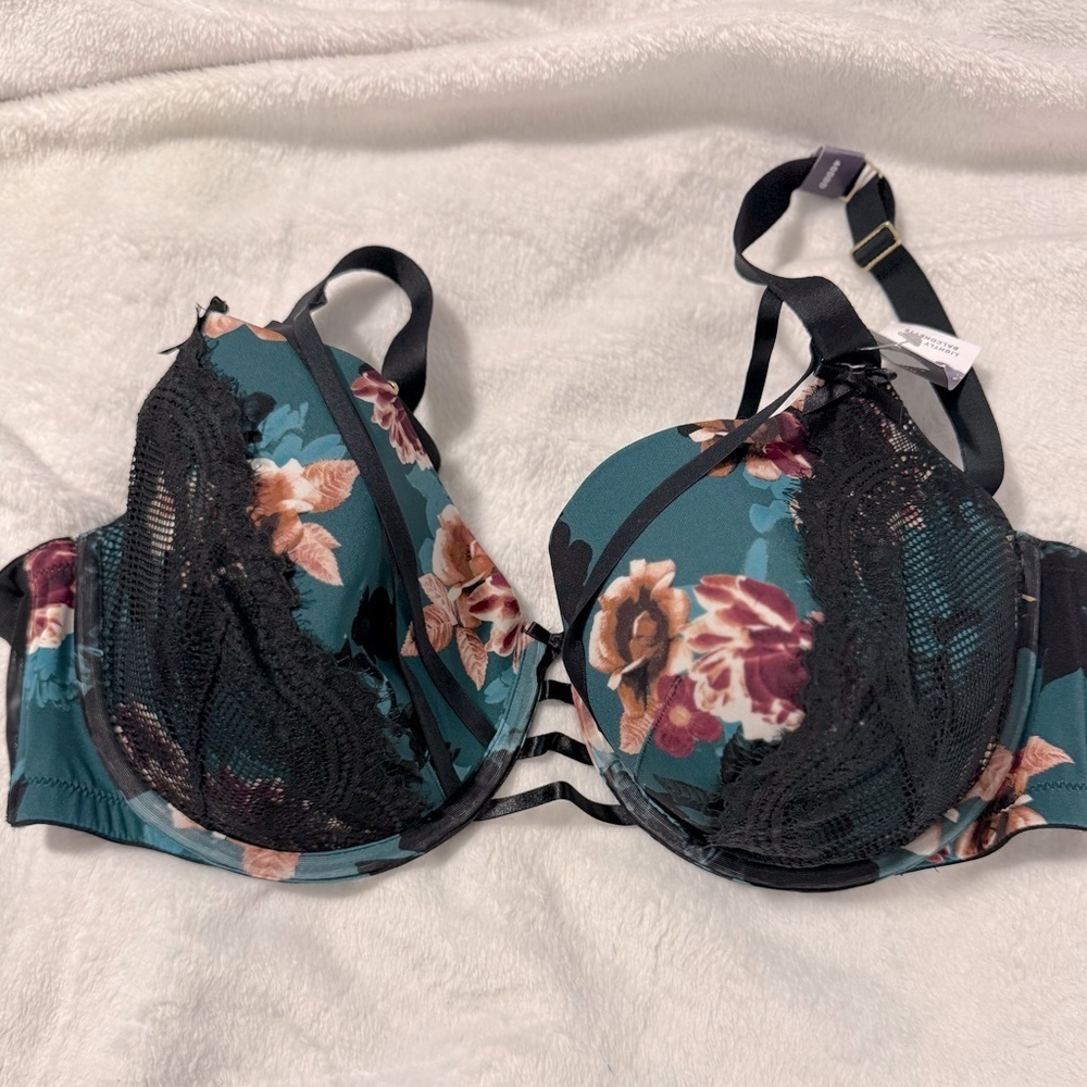 Cacique The seriously sexy collection Bra